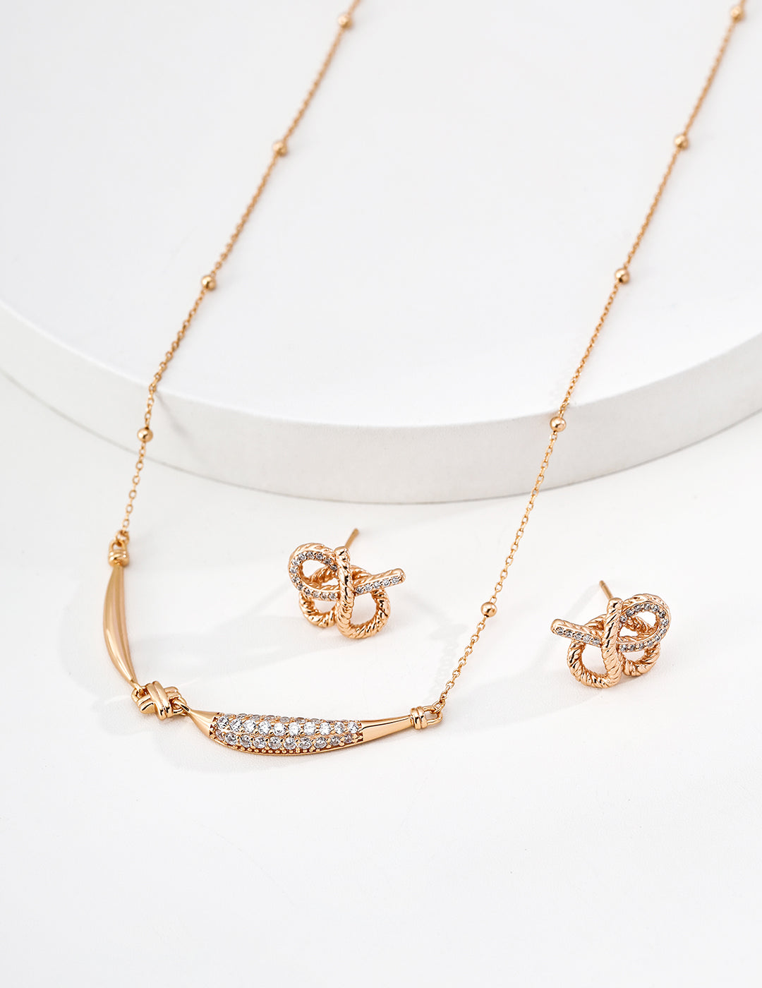 Elegant Twisted Knot Zircon Jewelry Set