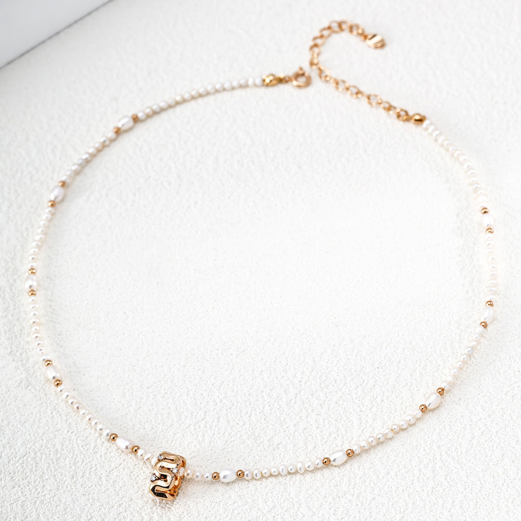 Wave Inlaid Zircon Freshwater Pearl Necklace