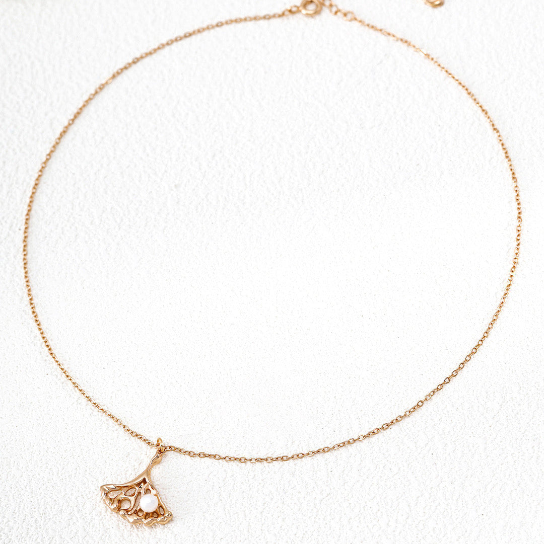 Ginkgo Leaf Pearl Pendant Necklace