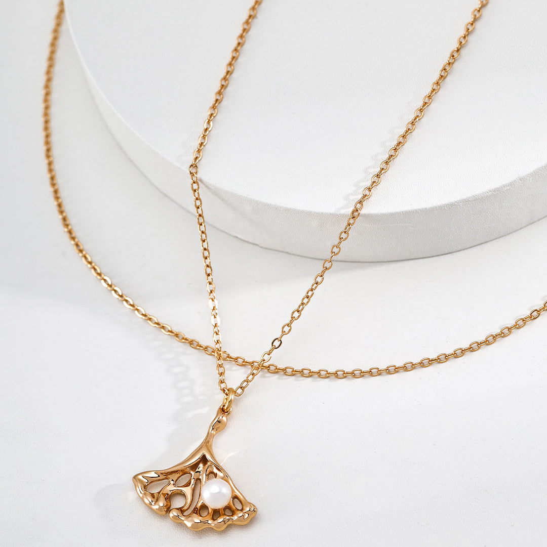 Ginkgo Leaf Pearl Pendant Necklace