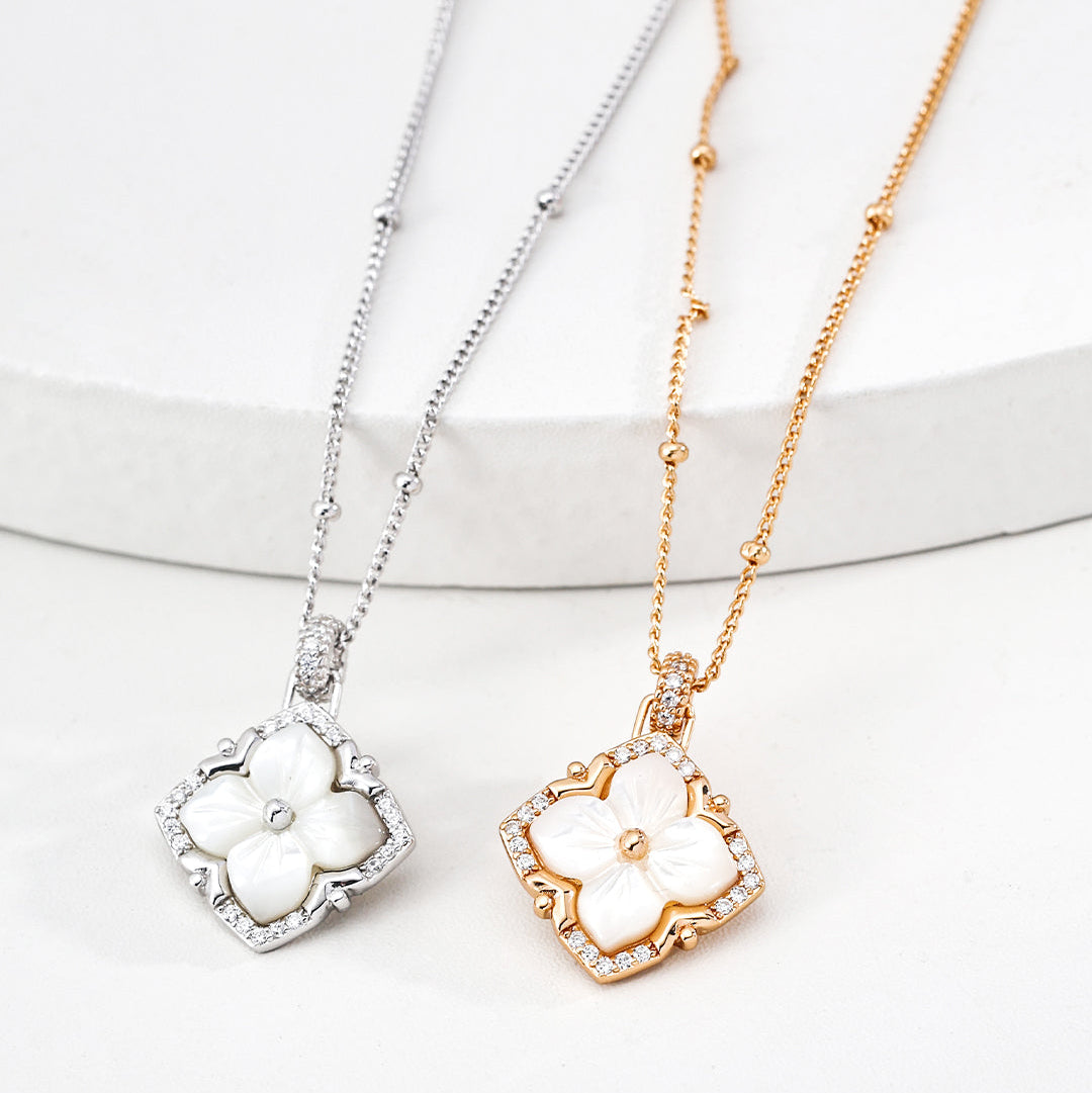 Timeless Clover Floral Pendant Necklace